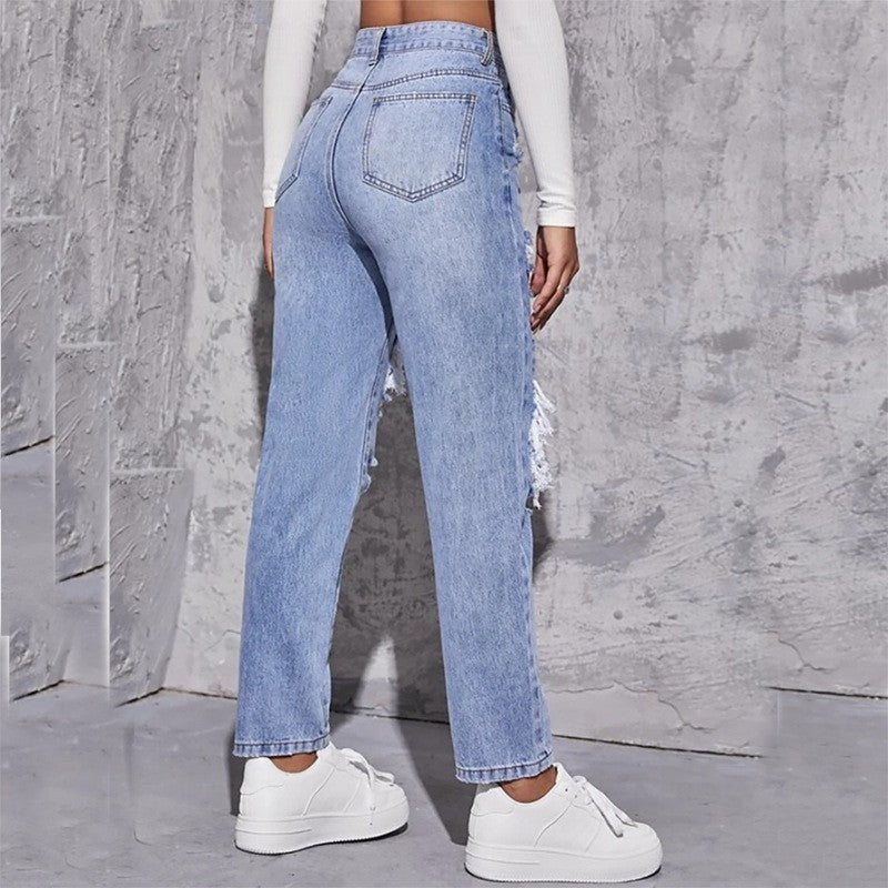 Distressed Soul: Straight Denim 2026