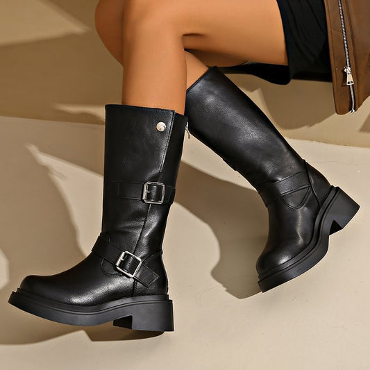 Stivaletti Etnici con Frange e Dettagli Traforati – Boho-Chic Mid-Calf