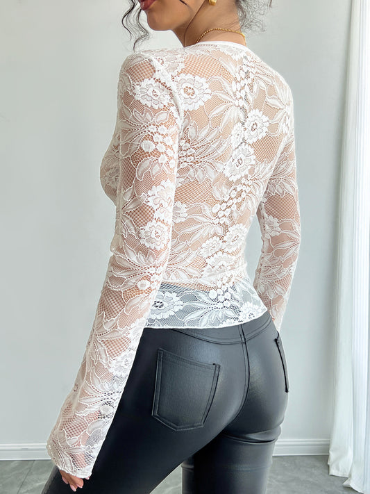 Top Slim-Fit in Pizzo con V-Neck e Silhouette Short Style