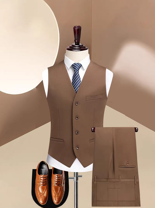 Completo Tre Pezzi Slim Fit con Doppiopetto a Tre Bottoni e Struttura TR High-Performance