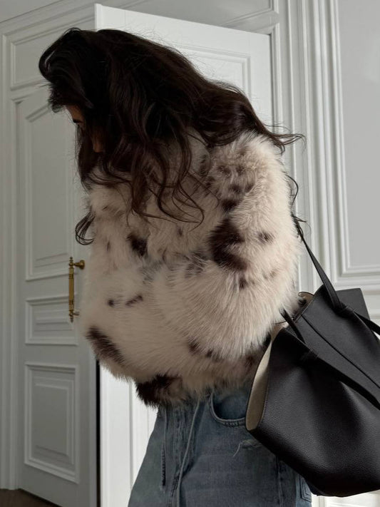 Cappotto Woolen con Stampa Maculata e Collo in Pelliccia Eco