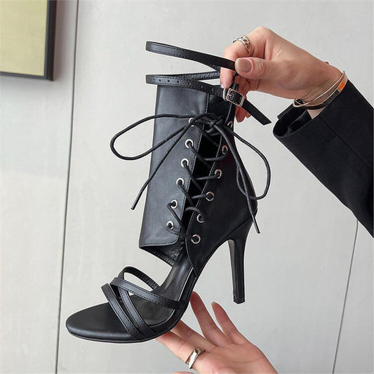 Tacco a Bocca di Pesce con Allacciatura a Incrocio e Struttura High-Definition