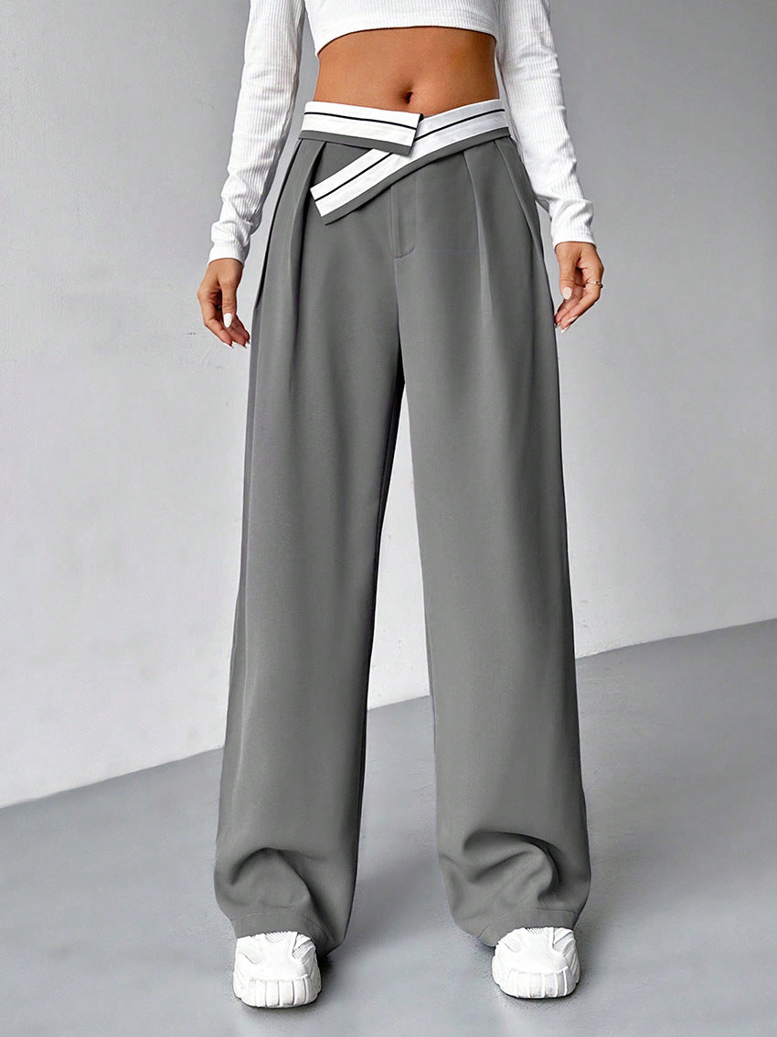 Pantaloni Dritti a Contrasto con Taglio Sartoriale e Dettagli Splicing