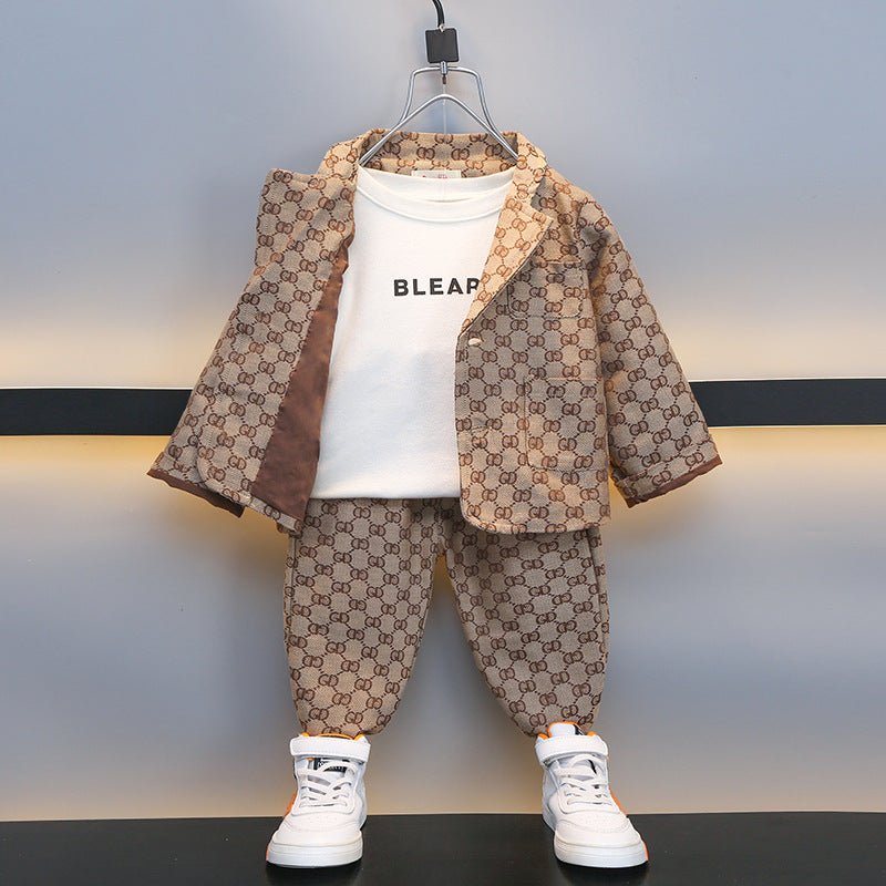 Completo Sartoriale Due Pezzi in Khaki con Giacca Monopetto e Pantaloni coordinati