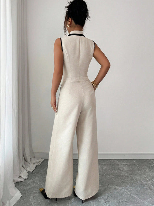 Completo Pants Suit Sleeveless con Design "Street Trendsetter" e Finitura Milky White