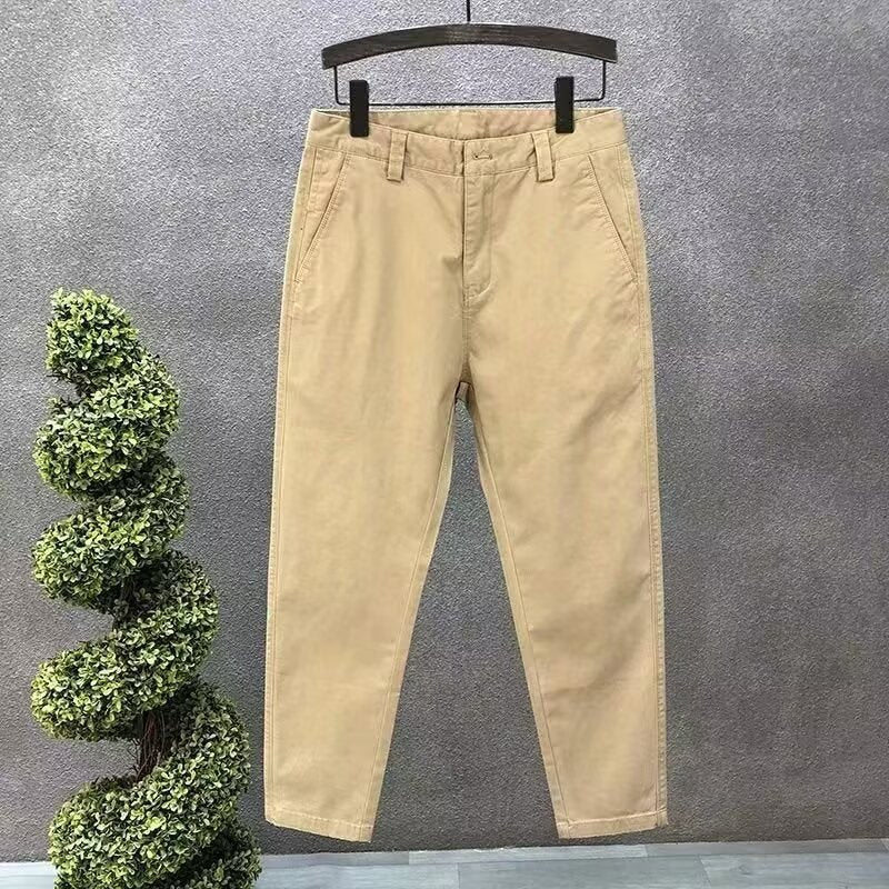 Pantaloni Nine-Point con Cintura Integrata e Silhouette Niche Design