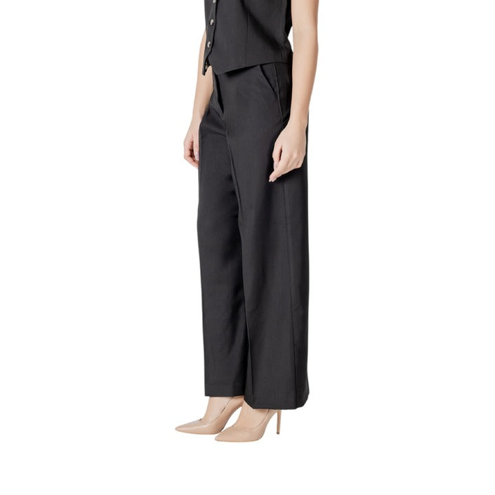 Pantaloni