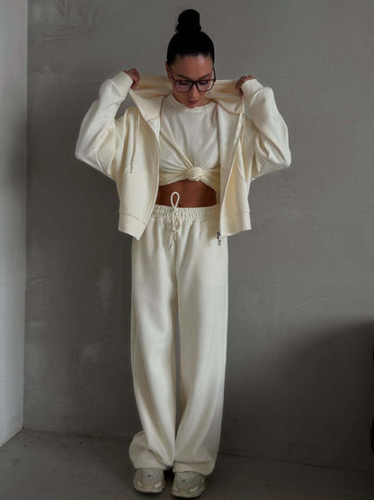 Felpa con Cappuccio Embroidered & Joggers High-Waist 2026