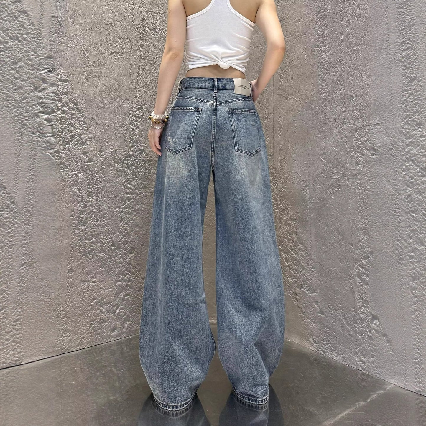 Spicy Girl Layered: Faux Two-Piece Wide-Leg Denim 2026