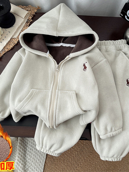 Completo in Fleece: Winter Duo 2026