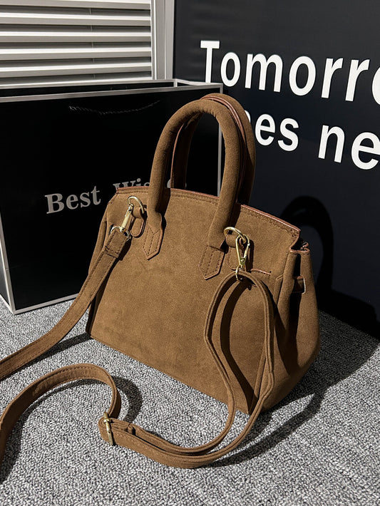 Eleganza Retrò: Heritage Satchel 2026