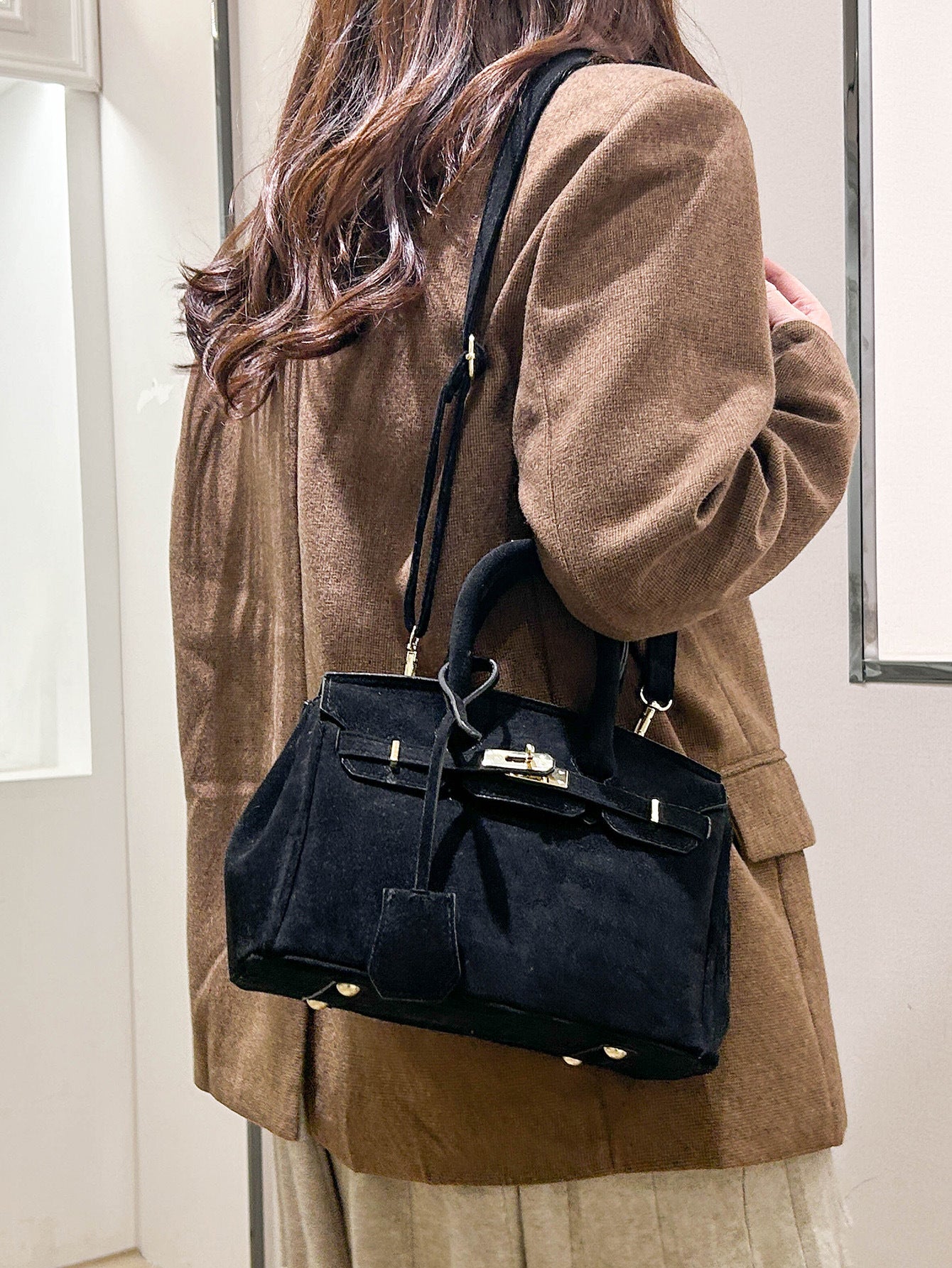 Eleganza Retrò: Heritage Satchel 2026