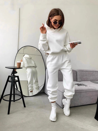 Set Due Pezzi Streetwear "Portrait 3D" – Felpa con Cappuccio e Pantaloni