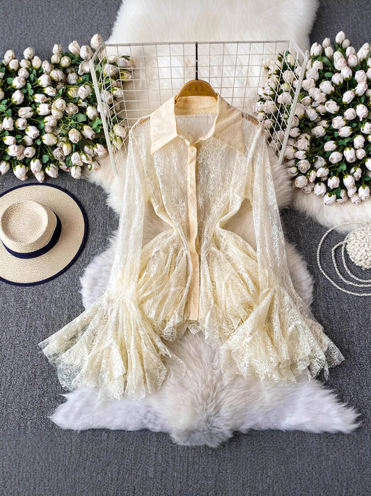 Camicia "Fairy" con Revers e Dettagli 3D – Eleganza Trasparente e Chic