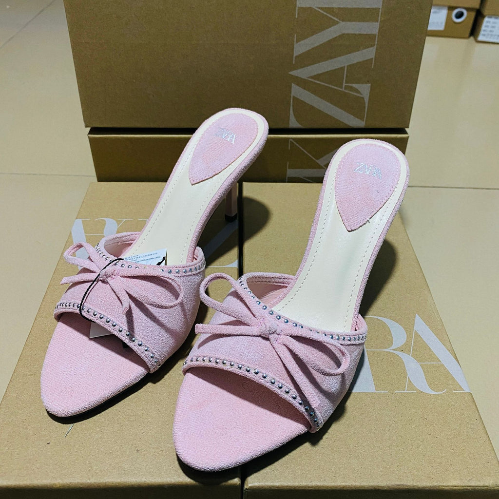 Décolleté Kitten Heel 2026