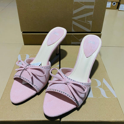 Décolleté Kitten Heel 2026