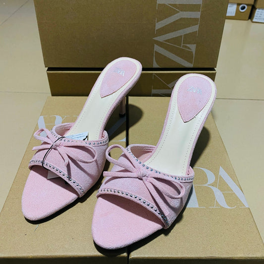 Décolleté Kitten Heel 2026