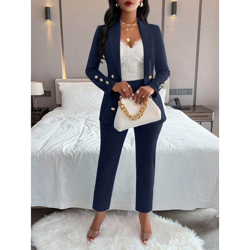 Set Due Pezzi con Top Knitted e Pantaloni Mid-Length