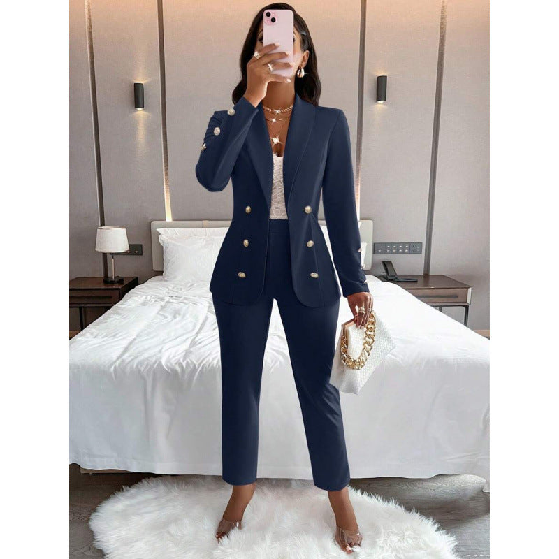 Set Due Pezzi con Top Knitted e Pantaloni Mid-Length