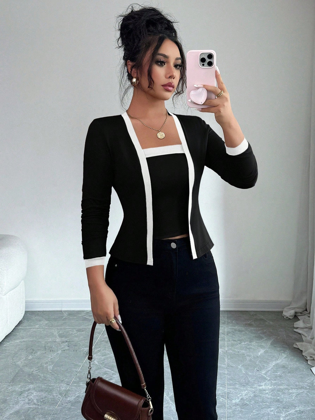 Set Due Pezzi con Cardigan Open-Collar e Vest Coordinato in Maglia Patchwork
