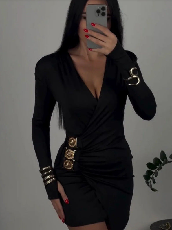 Abito Lungo con Intarsi Floreali e Silhouette Extra-Large Skirt