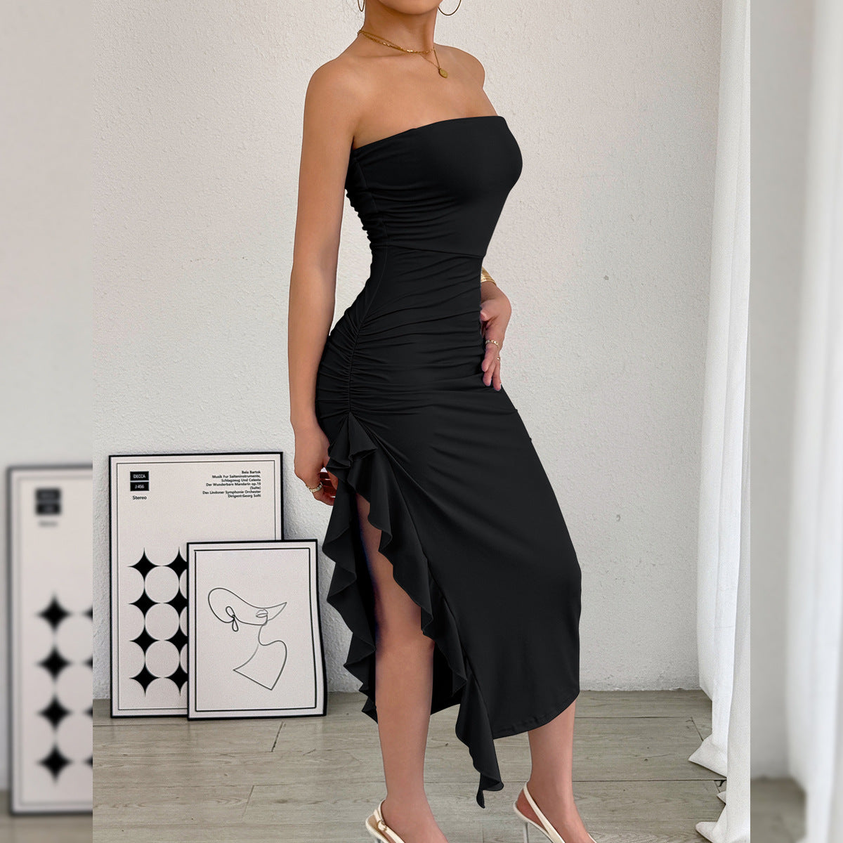 Abito Tube Top con Spacco Laterale e Taglio Hip-Hugging