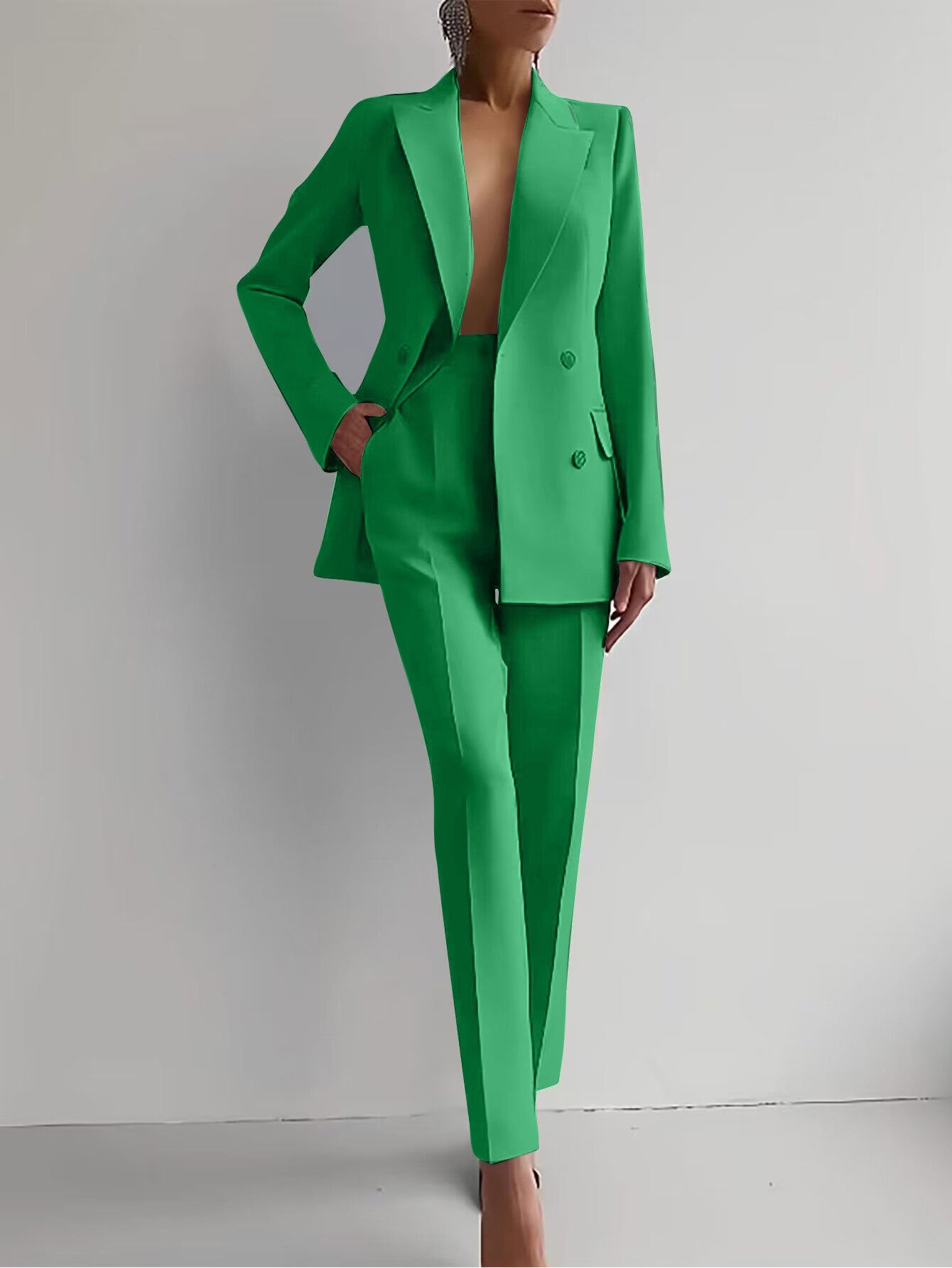 Sartoria Contemporanea – Completo Business Suit con Taglio "Elegant Temperament"