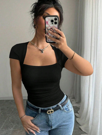 Top in Maglia con Scollo Quadrato e Fitting Sculpt