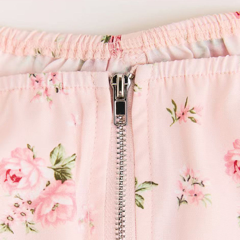 Eleganza Francese – Blusa Floreale con Scollo Quadrato e Maniche a Sbuffo