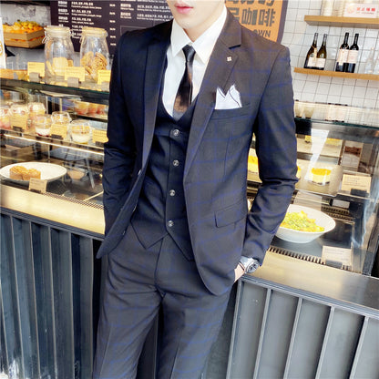 Completo Tre Pezzi Slim Fit con Trama a Quadri e Struttura High-Definition