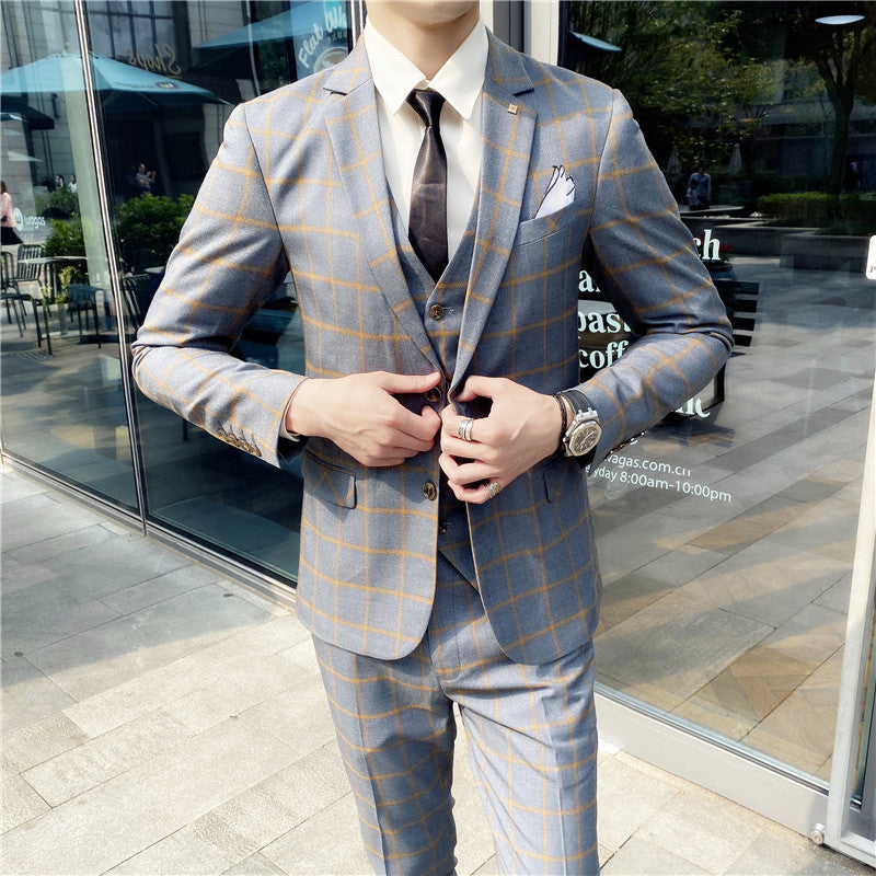 Completo Tre Pezzi Slim Fit con Trama a Quadri e Struttura High-Definition