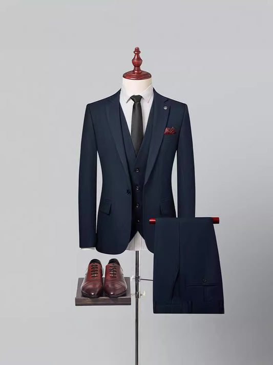 Completo Slim Fit in Viscosa Tecnica con Revers a Lancia e Struttura High-End