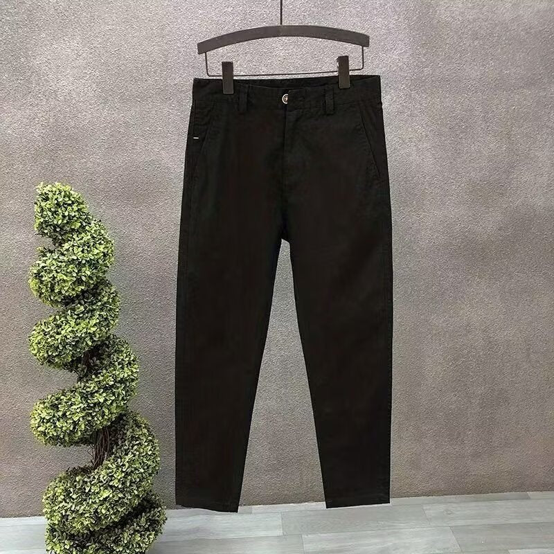 Pantaloni Nine-Point con Cintura Integrata e Silhouette Niche Design
