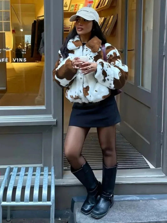 Cappotto con Stampa Maculata e Colletto in Morbido Peluche