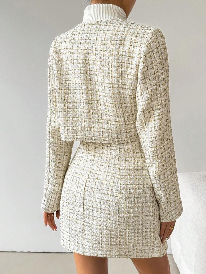 Completo a Due Pezzi con Giacca Girocollo e Gonna Hip-Skirt