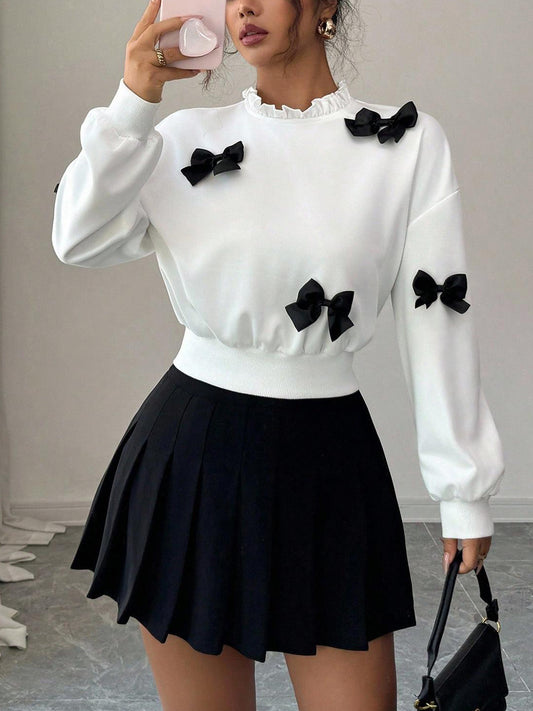 Felpa Corta con Decorazione Tridimensionale e Texture Cotton-Feel