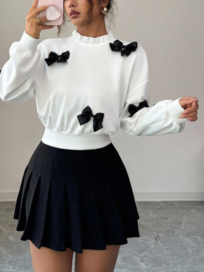 Felpa Corta con Decorazione Tridimensionale e Texture Cotton-Feel