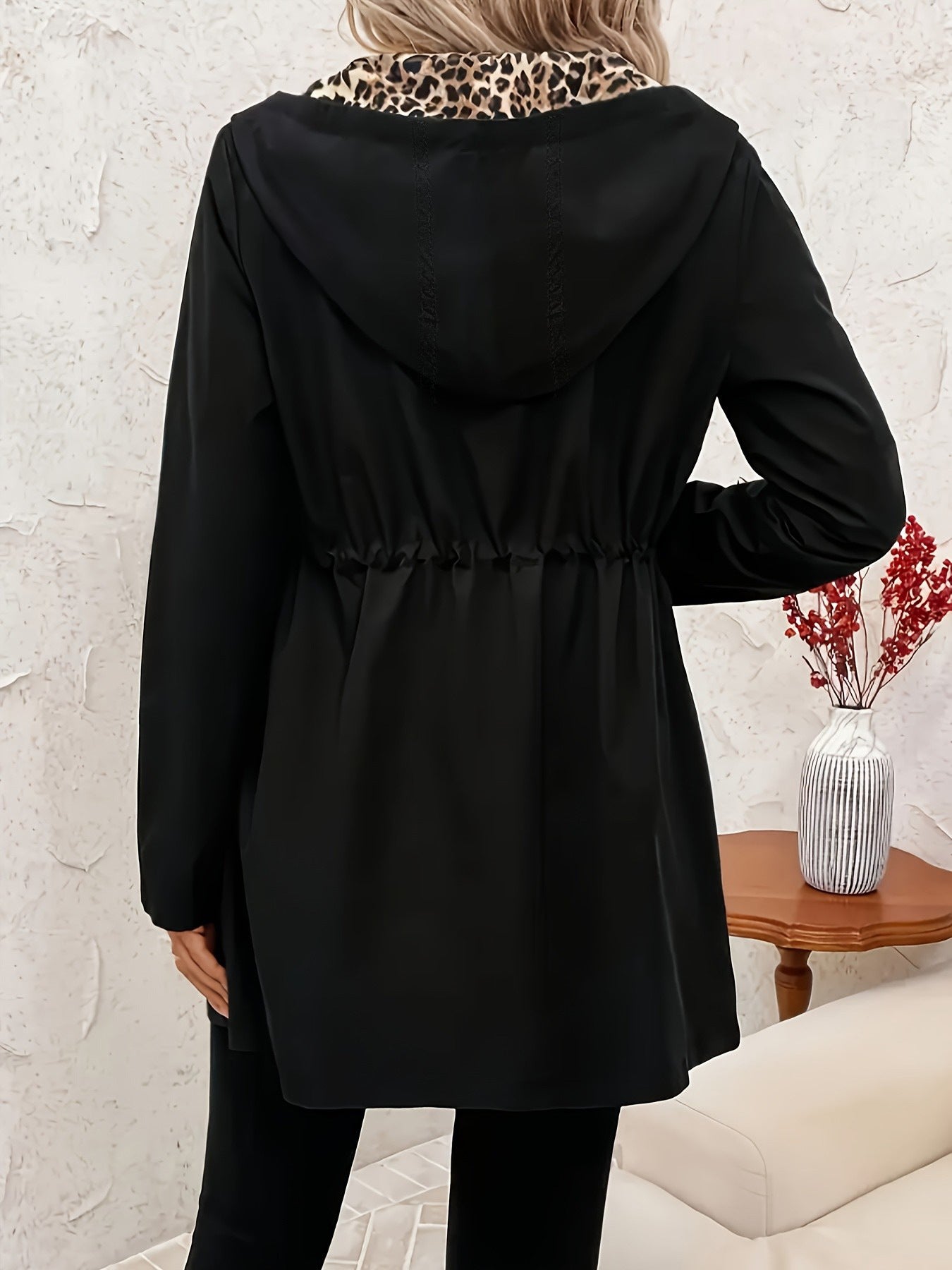 Giacca Reversibile con Chiusura Clamshell e Coulisse Regolabile