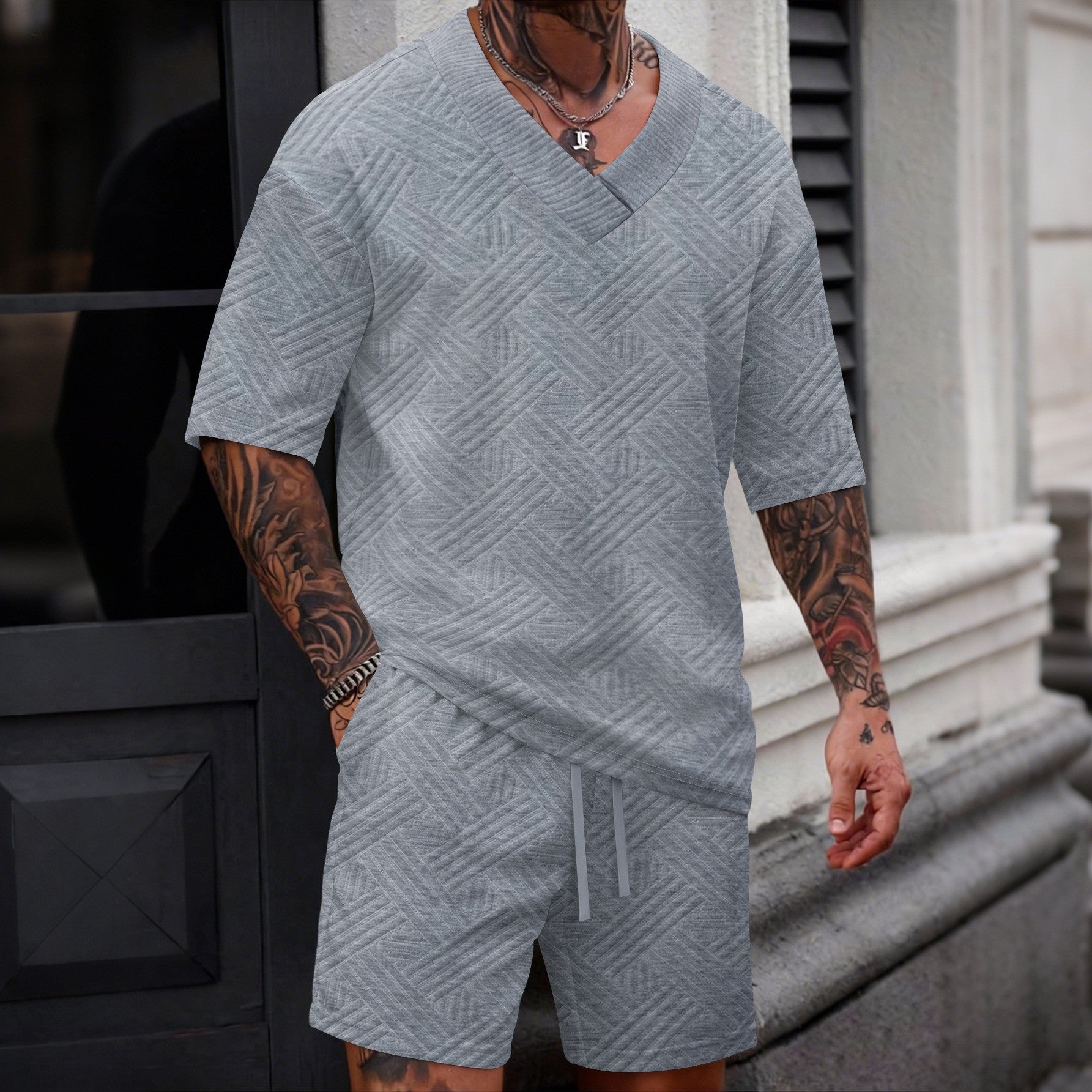 Completo V-Neck e Shorts