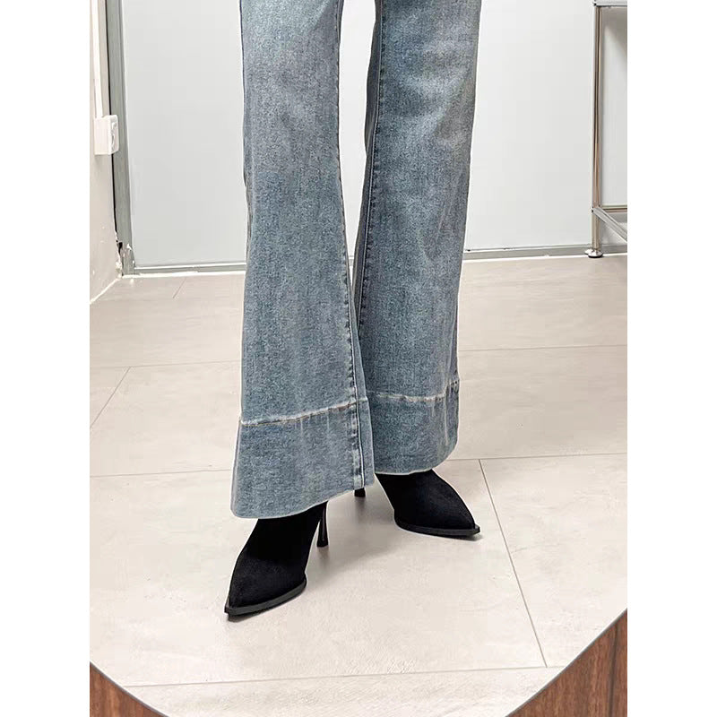 Stivaletto a Punta con Tacco Sottile e Struttura High-Definition