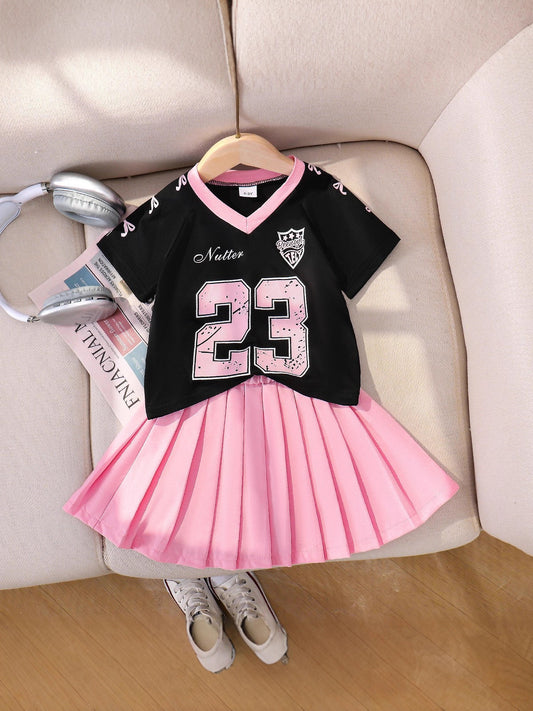 Completo Due Pezzi in Cotone Soft-Touch con Lettering Grafico e Silhouette Skirt-Suit