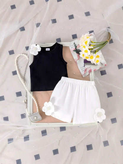 Completo Due Pezzi in Misto Lino con Dettagli in Pizzo e Silhouette Pants-Suit