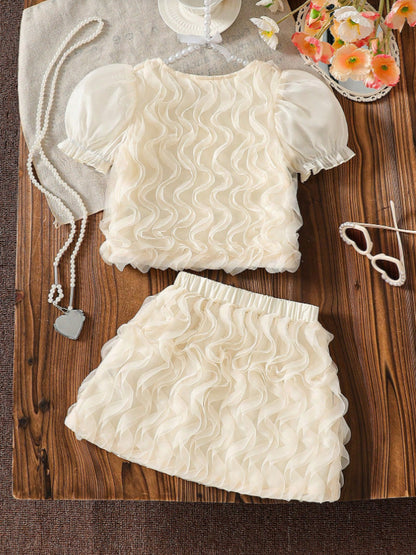 Completo Due Pezzi in Tessuto Blended con Dettagli in Mesh e Silhouette Skirt-Set