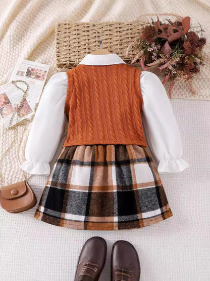 Completo Tre Pezzi in Cotone Soft-Touch con Giacca Monopetto e Gonna Plaid