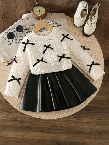 Completo Due Pezzi in Tessuto Blended con Dettaglio Bow Tie e Silhouette Skirt-Suit