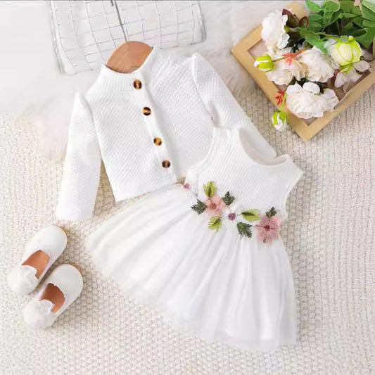 Abito a Maniche Lunghe in Misto Cotone con Finitura Soft-Treatment e Silhouette Europe & America