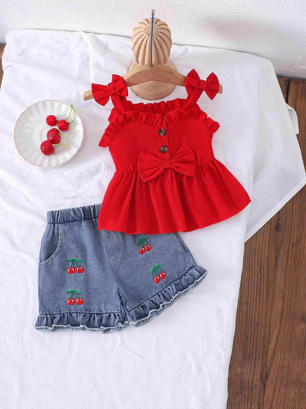 Completo Due Pezzi in Tessuto Cowboy Soft-Touch con Dettaglio Bow Tie e Silhouette Europe & America
