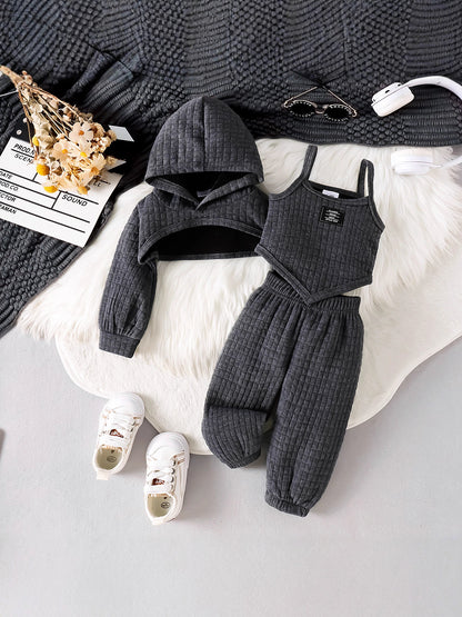 Completo Tre Pezzi in Cotone Soft-Touch con Cappuccio e Silhouette Jogger