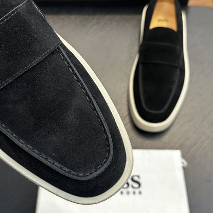 Calzatura Casual in Top-Grain Cowhide con Sistema Damping e Design Sleeves/Overshoes