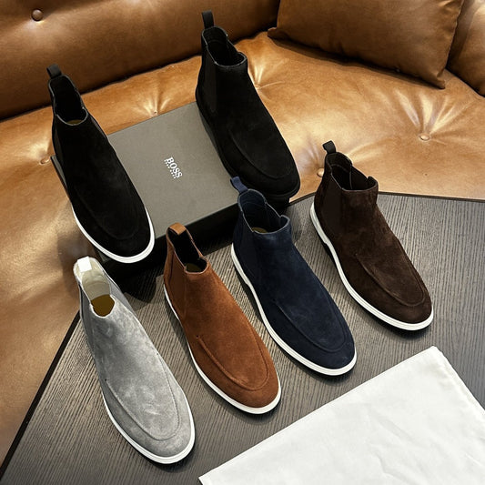 Calzatura Casual in Primo Fiore con Sistema Shock-Absorption e Design Leather Splicing